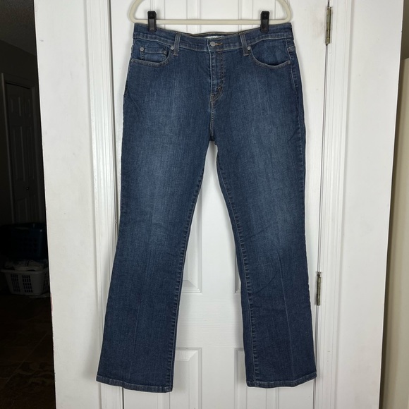 Levi’s Boot Cut 515 Jeans - Picture 1 of 7